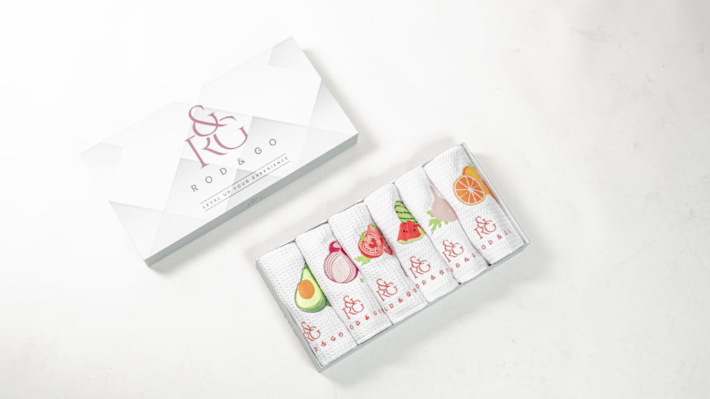 Carlos Javier + Towels – Bundle $52.99 (Antes $65.99, Ahorra 20%)